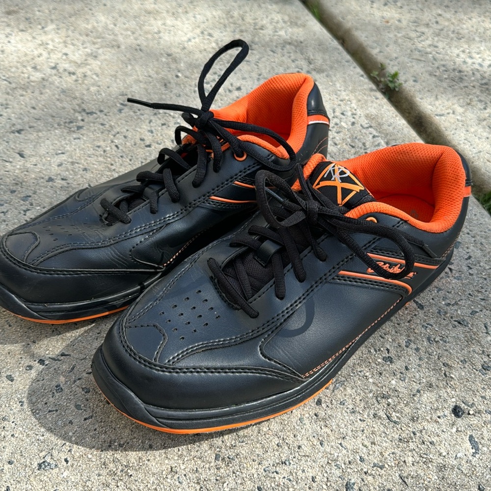 M 10.5 bowling shoes KRX Strikeforce